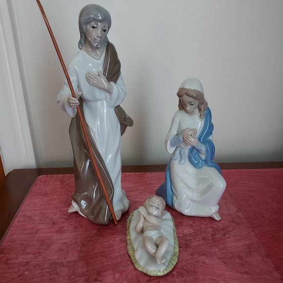 Casades Other - Casades Porcelain Nativity 3 pc Set - Made in Spain